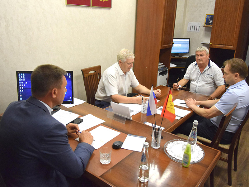 Глава района Дмитрий Маслов провел прием граждан.