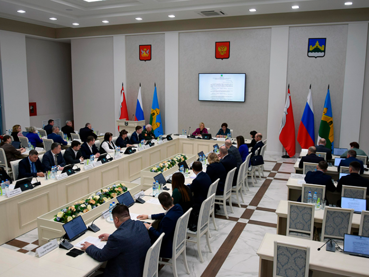 Совет народных депутатов проголосовал за сложение полномочий исполняющего обязанности главы Новоусманского муниципального района Еленой Дергановой. Совет народных депутатов проголосовал за сложение полномочий исполняющего обязанности главы Новоусманского муниципального района Еленой Дергановой.