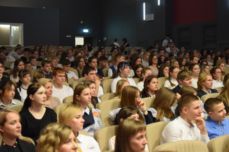 в Новоусманском районе состоялся Межмуниципальный молодежный форум волонтерских организаций «Пульс Добра-2024». в Новоусманском районе состоялся Межмуниципальный молодежный форум волонтерских организаций «Пульс Добра-2024».